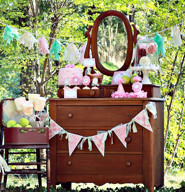 VintagePinkElephant_02