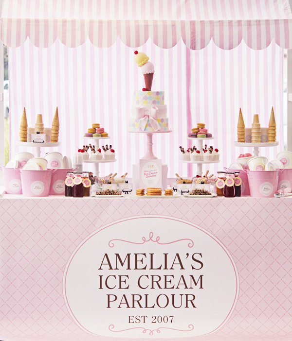 pink-white-ice-cream-parlour